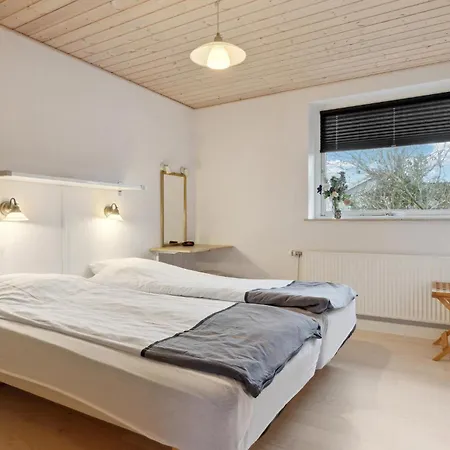 بيت للعطل 3 Bedroom Beautiful In *